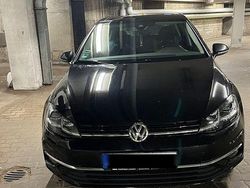 Schwarz Gebraucht 2018 VW Golf VII Join Limousine | 17.300 € (Etwas zu teuer)