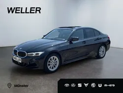 Schwarz Gebraucht 2023 BMW 330 Sport Line Limousine | 38.180 € (Guter Preis)