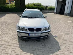 Grau Gebraucht 2004 BMW 320 Kombi | 1.800 € (Fairer Preis)