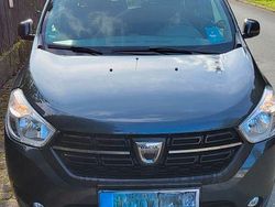 Grau Gebraucht 2018 Dacia Lodgy Lauréate Van / Kleinbus | 9.000 € (Fairer Preis)