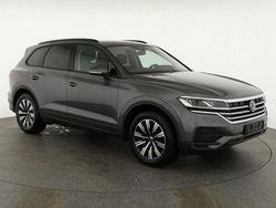 Silizium grau metallic (metallic) Gebraucht 2025 VW Touareg SUV | 60.220 € (Superpreis)