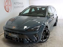Blau Neu 2025 Cupra Leon Limousine | 32.990 € (Guter Preis)