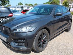 Grau Gebraucht 2017 Jaguar F-Pace R-Sport SUV | 13.995 € (Superpreis)
