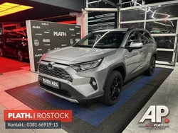 Silber Gebraucht 2019 Toyota RAV4 Hybrid Club SUV | 31.490 € (Etwas zu teuer)