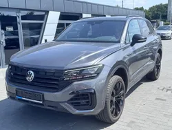 Grau Gebraucht 2021 VW Touareg R SUV | 53.990 € (Guter Preis)