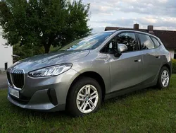 Grau Gebraucht 2024 BMW 220 Active Tourer Shadowline Van / Kleinbus | 34.900 € (Teuer)