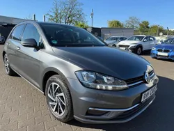 Grau Gebraucht 2017 VW Golf VII Sound Limousine | 11.490 € (Fairer Preis)