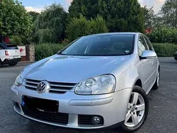 Silber Gebraucht 2009 VW Golf VI Limousine | 4.100 € (Guter Preis)