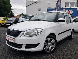 Weiß Gebraucht 2011 Skoda Roomster Style Kombi | 6.799 € (Fairer Preis)