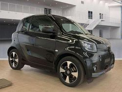 Nachtschwarz Gebraucht 2022 Smart ForTwo Electric Drive Kleinwagen | 11.900 € (Teuer)