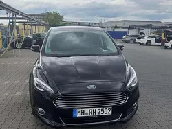 Gebraucht 2017 Ford S-MAX Titanium Van / Kleinbus | 14.000 € (Fairer Preis)