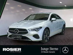 Silber / iridiumsilber Gebraucht 2023 Mercedes CLA180 Advanced Plus Limousine | 29.890 € (Fairer Preis)