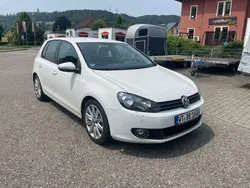 Candyweiss Gebraucht 2010 VW Golf VI Highline Kleinwagen | 4.500 € (Superpreis)