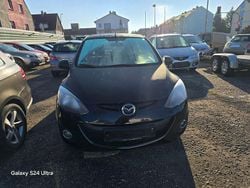 Schwarz Gebraucht 2011 Mazda 2 Active Kleinwagen | 3.250 € (Guter Preis)