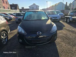 Schwarz Gebraucht 2011 Mazda 2 Active Kleinwagen | 3.250 € (Guter Preis)