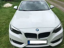 Weiß Gebraucht 2017 BMW 218 Cabrio | 14.350 € (Guter Preis)
