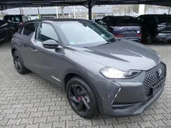 Grau Gebraucht 2022 DS Automobiles DS3 Crossback E-Tense Performance SUV | 21.980 € (Etwas zu teuer)