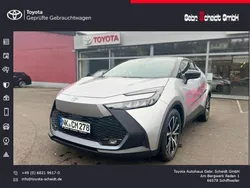 Silber Gebraucht 2023 Toyota C-HR Team SUV | 28.888 € (Fairer Preis)
