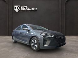 Grau Gebraucht 2018 Hyundai Ioniq Style Kleinwagen | 9.400 €