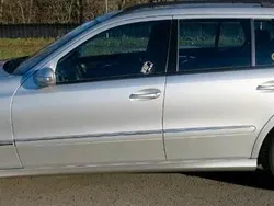 Silber Gebraucht 2004 Mercedes E240 Kombi | 6.500 € (Teuer)
