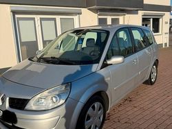Silber Gebraucht 2007 Renault Scénic Van / Kleinbus | 2.450 €