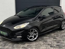 Schwarz Gebraucht 2017 Ford Fiesta ST-Line Limousine | 9.690 € (Fairer Preis)