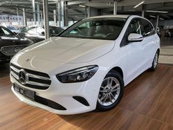 Polarweiss unilack Gebraucht 2019 Mercedes B200 Style Van / Kleinbus | 21.890 € (Fairer Preis)