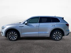 Antimonsilber metallic Gebraucht 2022 VW Touareg Elegance SUV | 43.599 € (Guter Preis)