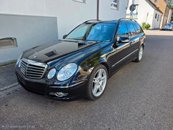 Schwarz Gebraucht 2006 Mercedes E500 Avantgarde Kombi | 9.900 € (Fairer Preis)