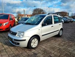 Silber Gebraucht 2009 Fiat Panda Active Limousine | 2.550 € (Fairer Preis)