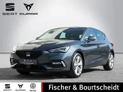 Grau Gebraucht 2021 Seat Leon FR Kleinwagen | 24.680 € (Fairer Preis)