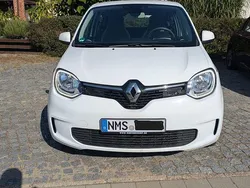 Weiß Gebraucht 2019 Renault Twingo LIMITED Kleinwagen | 8.300 € (Guter Preis)