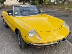 Gelb Gebraucht 1976 Alfa Romeo Spider Cabrio | 39.000 €