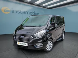 Schwarz Gebraucht 2023 Ford Tourneo Custom Van / Kleinbus | 38.299 € (Fairer Preis)