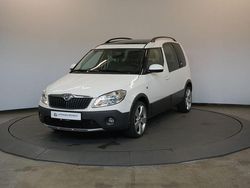 Weiß Gebraucht 2013 Skoda Roomster Kombi | 8.490 € (Fairer Preis)