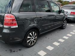 Gebraucht 2010 Opel Zafira Van / Kleinbus | 1.600 € (Fairer Preis)