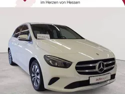 Andere Gebraucht 2023 Mercedes B180 Style Van / Kleinbus | 21.989 € (Superpreis)