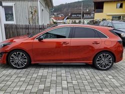 Orange Gebraucht 2024 Kia Ceed GT Limousine | 28.000 € (Fairer Preis)