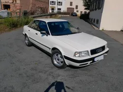 Weiß Gebraucht 1992 Audi 80 Limousine | 8.250 €