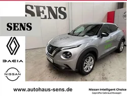 Silver (m) Gebraucht 2024 Nissan Juke N-Connecta SUV | 22.950 € (Etwas zu teuer)