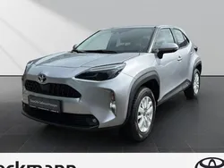 Silber Gebraucht 2022 Toyota Yaris Cross Comfort SUV | 22.490 € (Guter Preis)