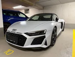Grau Gebraucht 2023 Audi R8 Spyder Performance Cabrio | 175.500 € (Guter Preis)