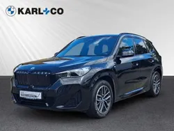 Schwarz Gebraucht 2023 BMW iX1 M Sport SUV | 40.888 € (Guter Preis)