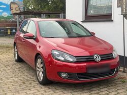 Rot Gebraucht 2010 VW Golf VI Limousine | 6.999 €