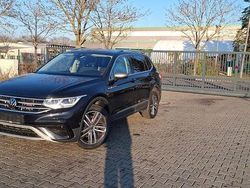 Schwarz Gebraucht 2021 VW Tiguan Allspace Elegance SUV | 24.500 € (Fairer Preis)
