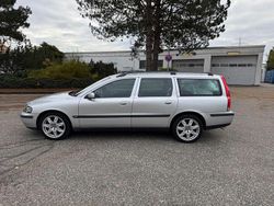 Silber Gebraucht 2004 Volvo V70 Momentum Kombi | 5.999 € (Etwas zu teuer)