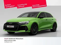 Grün Neu 2025 Audi RS3 Sportback Sport Kleinwagen | 75.990 € (Fairer Preis)