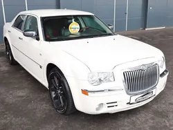 Weiß Gebraucht 2007 Chrysler 300C Limousine | 12.500 €