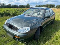 Grau Gebraucht 1997 Chevrolet Leganza Limousine | 1.300 €