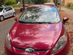 Rot Gebraucht 2011 Ford Fiesta Kleinwagen | 2.600 €